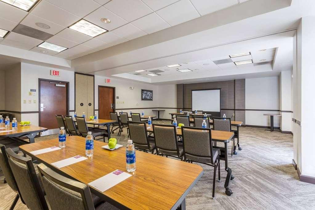 Hyatt Place Milford/New Haven Udogodnienia zdjęcie